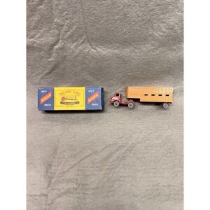 VINTAGE LESNEY MATCHBOX SERIES MAJOR PACK NO.7 CATTLE TRUCK